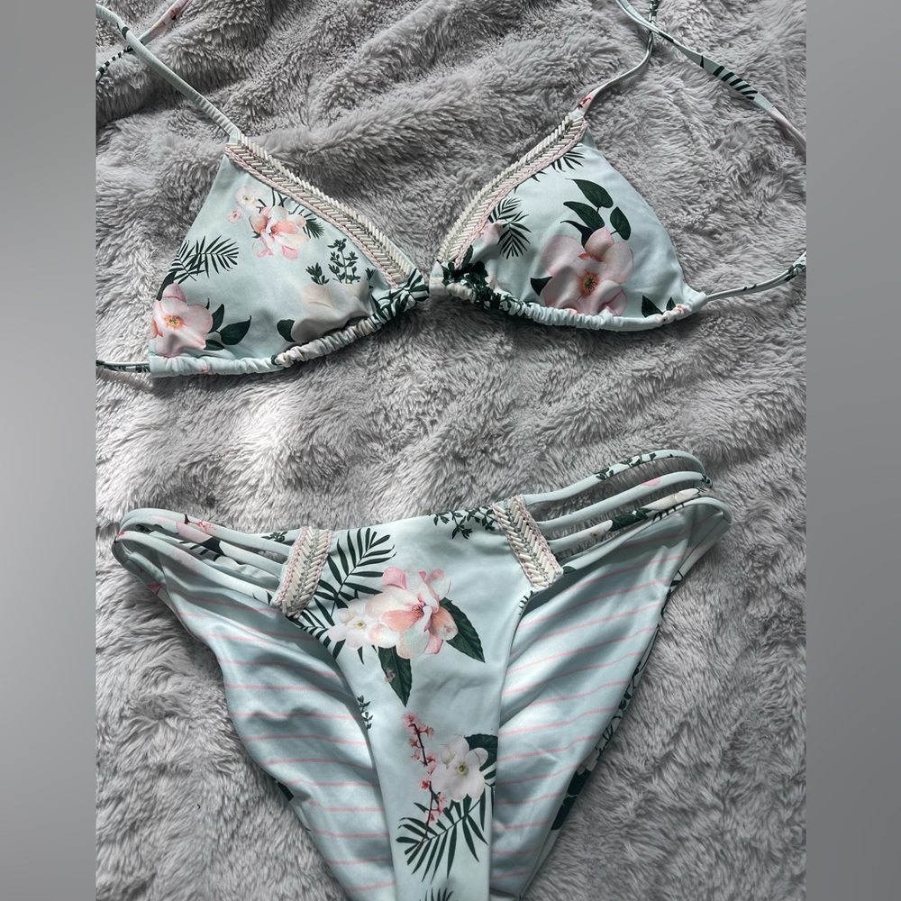 Agua Bendita bikini